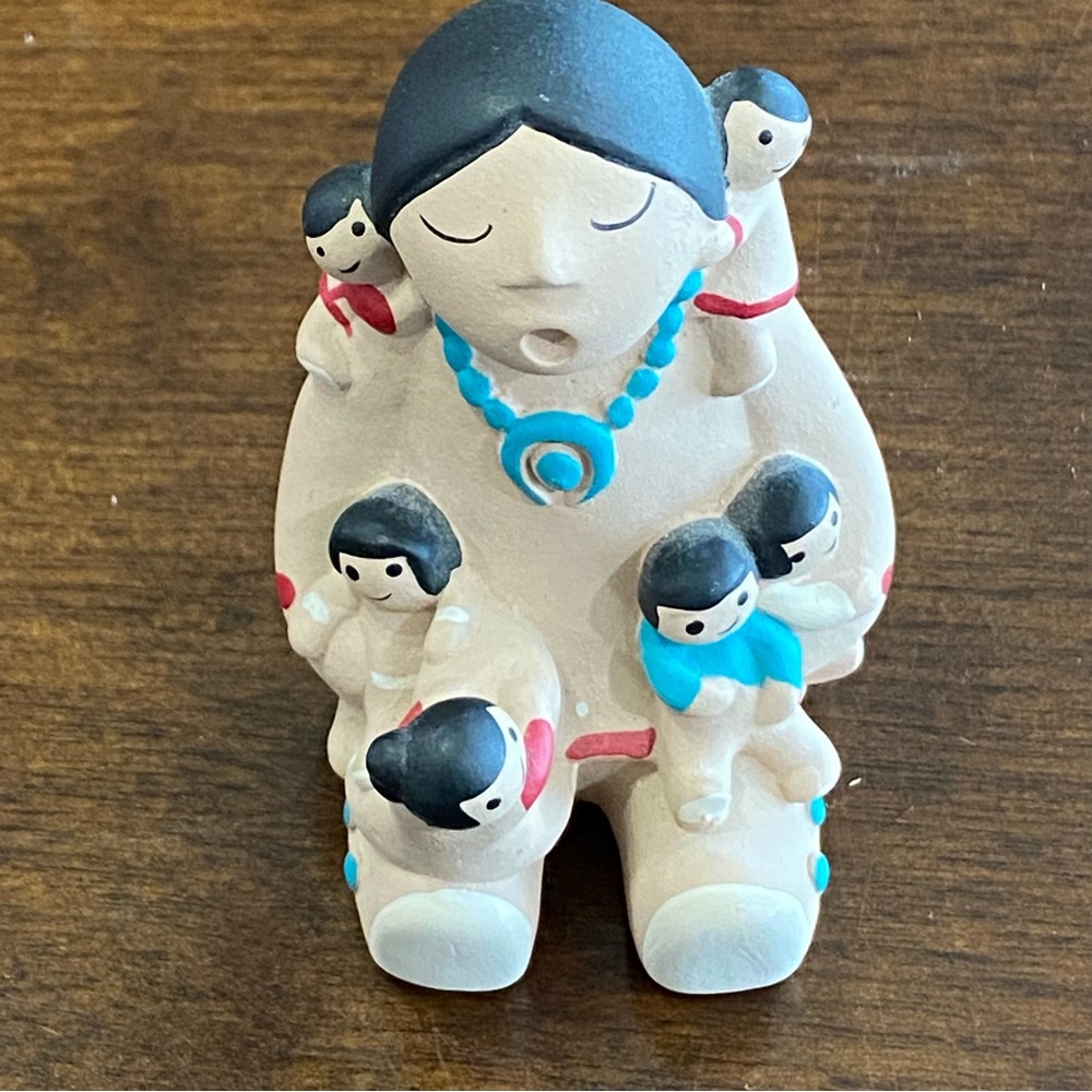 Teissedre Handcrafted Clay Storyteller Figurine - Multicolor